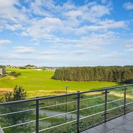 Wonderful With A Nice View. Parking! Daire *